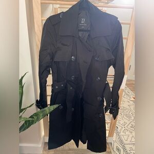 Belted long trench coat like new